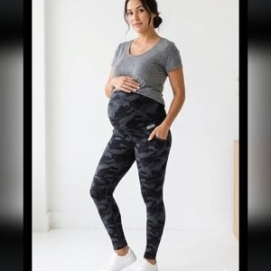 Belly Bandit Mother Tucker Leggings - Grey/Black Camo High Waisted - Medium
